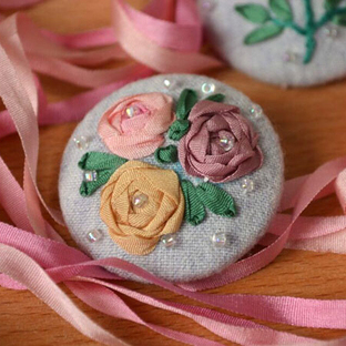 藤本玫瑰胸针刺绣教程