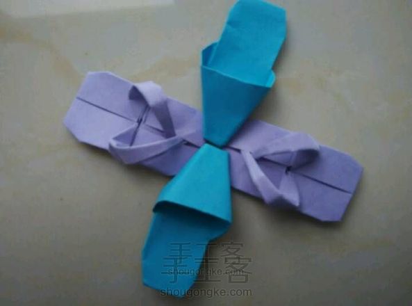 拖鞋(冬天夏天拖鞋 心形人字拖 )