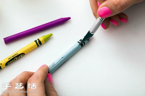 【梦姐·手工】蜡笔+蜡 漂亮七彩蜡烛手工DIY教程 第3步