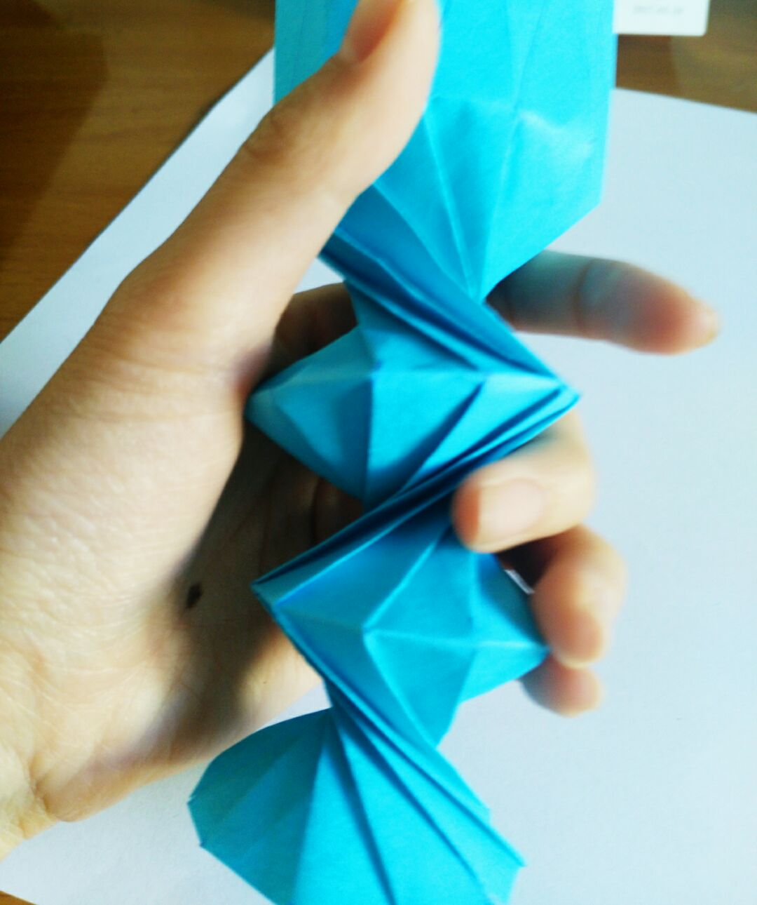 超详细折纸弹簧 第28步
