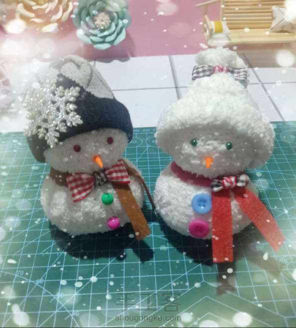 毛巾袜秒变雪宝宝,超详细教程来啦!