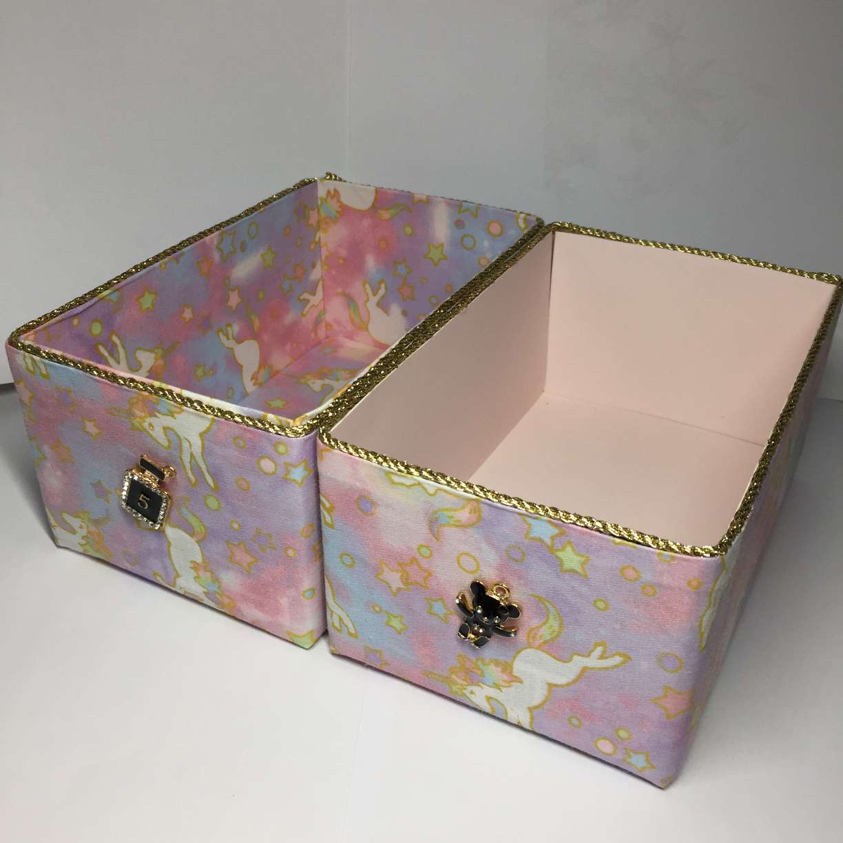 纸盒改造的高颜值储物盒