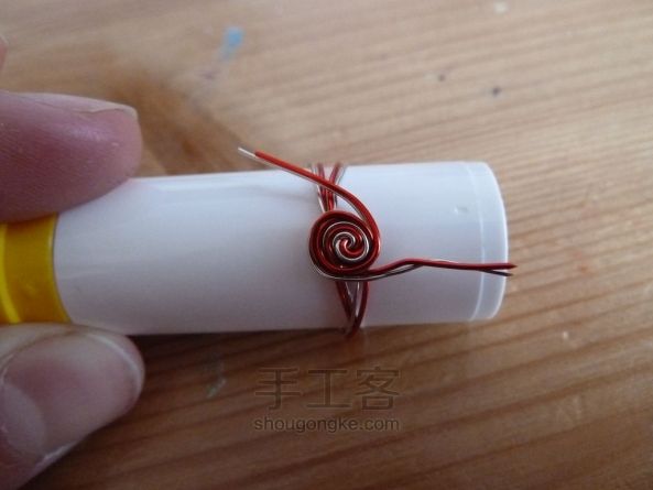 DIY可爱的铁丝戒指教程   第7步