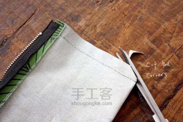 DIY南洋风情化妆包的教程 第10步