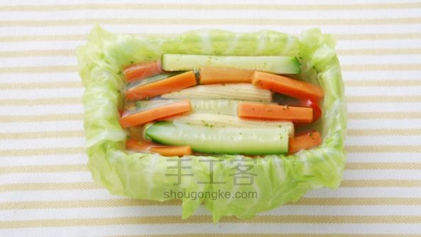 【来一发】五彩蔬菜卷教程 第11步