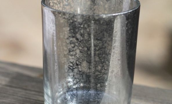 DIY 玻璃杯喷漆 第6步