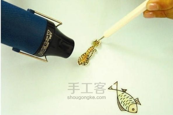 可爱的猫咪手机链 教程  第4步