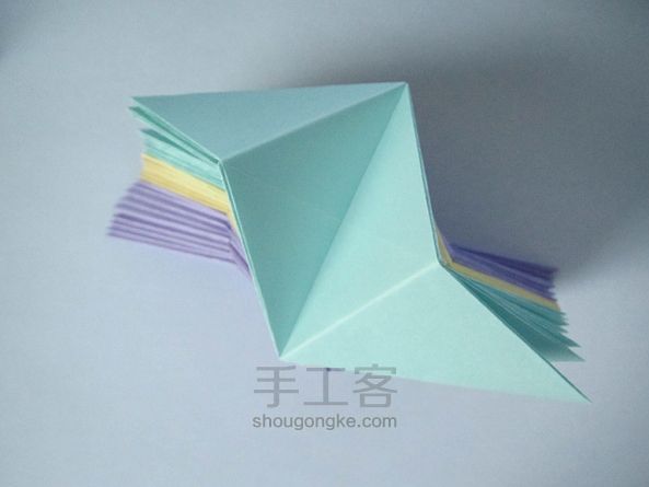 组合折纸の立体纸球 第29步