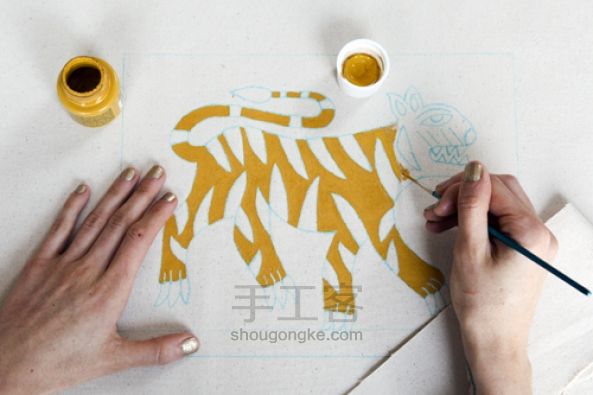 DIY抱枕  手绘与刺绣的结合 第4步