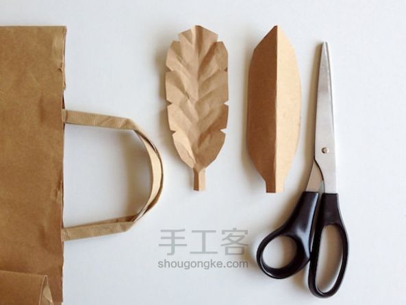 用木勺子做昆虫玩具 第16步