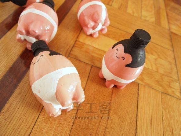 自制相扑选手保龄球瓶 第6步