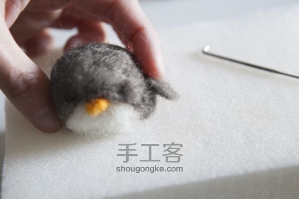 羊毛毡企鹅制作教程 第14步