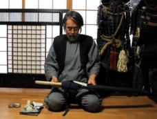 日本铸剑大师的饰品教程。这才叫手艺人。