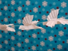 手工DIY家居饰品 充满童趣的纸艺鸽子花环