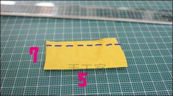 布艺郁金香手工DIY教程 简单布花的做法教程 第3步