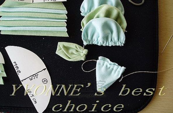 手工布艺玫瑰花的制作教程 第2步