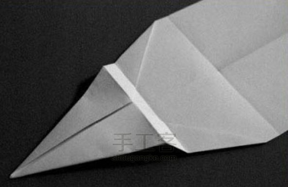 纸飞机的折法 一款复杂的战斗机折纸DIY图解 第6步