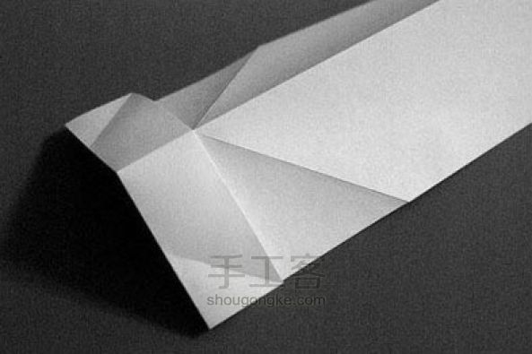 纸飞机的折法 一款复杂的战斗机折纸DIY图解 第2步