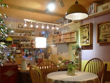 一张桌子咖啡馆 ：乔小刀造物系列之一