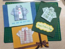一张纸简单几步折出衬衫，可用来制作装饰贺卡或礼物包装…