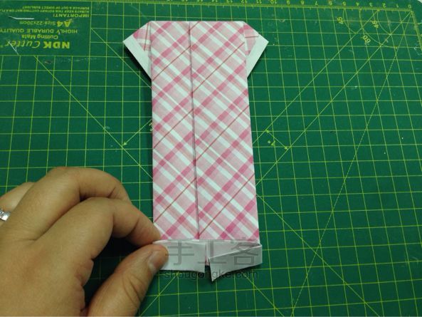 折纸衬衫 第9步