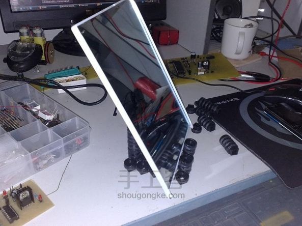 旧键盘改造自制多用杯垫 手机架 百变支架 手工教程 第13步