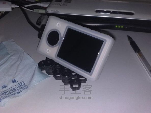 旧键盘改造自制多用杯垫 手机架 百变支架 手工教程 第11步