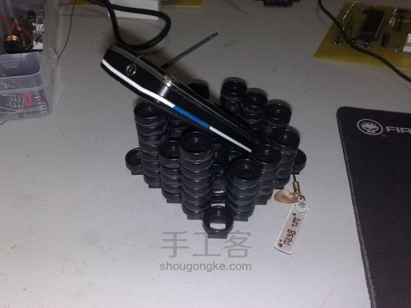 旧键盘改造自制多用杯垫 手机架 百变支架 手工教程 第15步