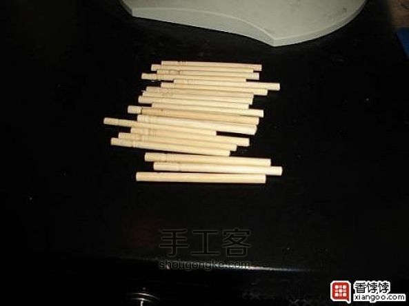 一次性筷子制作可以装水的小水桶的方法 手工教程 第5步