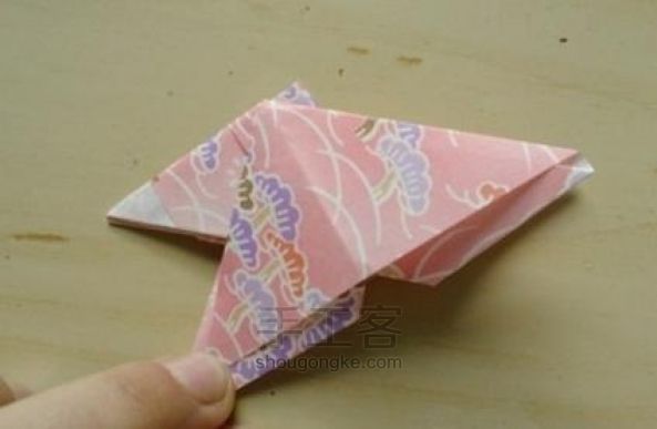 可爱纸蝴蝶的折法 第10步