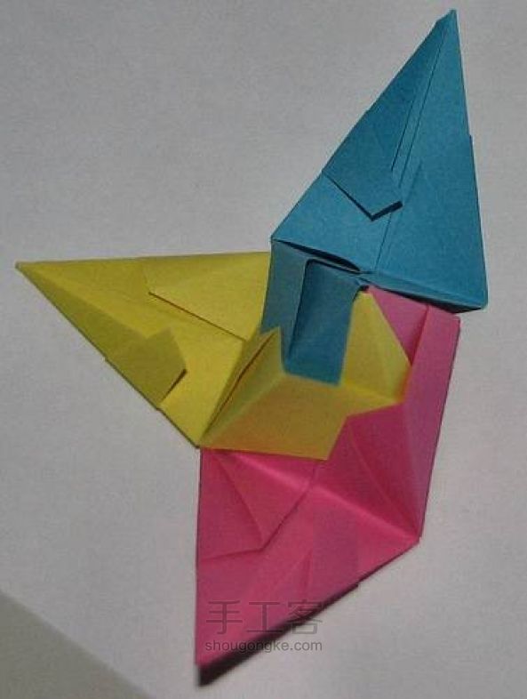 如何制作立体折纸星星 第17步