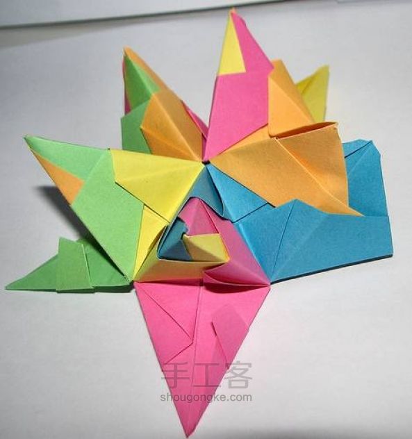 如何制作立体折纸星星 第26步