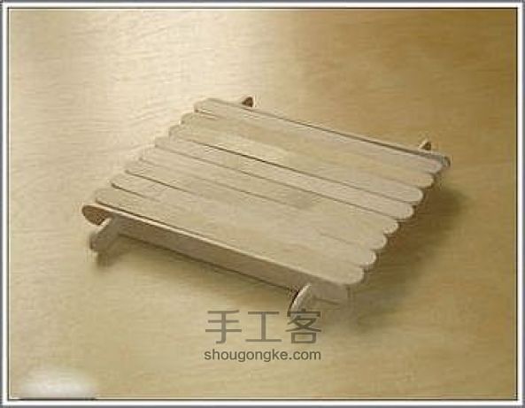 冰棍棒制作小杯垫 第4步