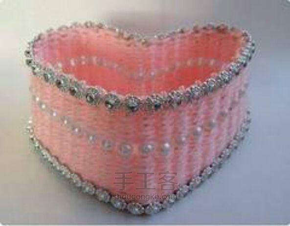 炒鸡简单滴心形首饰盒 第1步