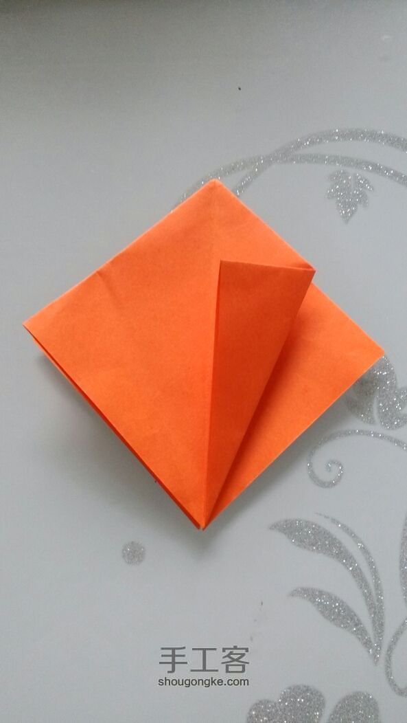 橙色千纸鹤折纸教程 第4步