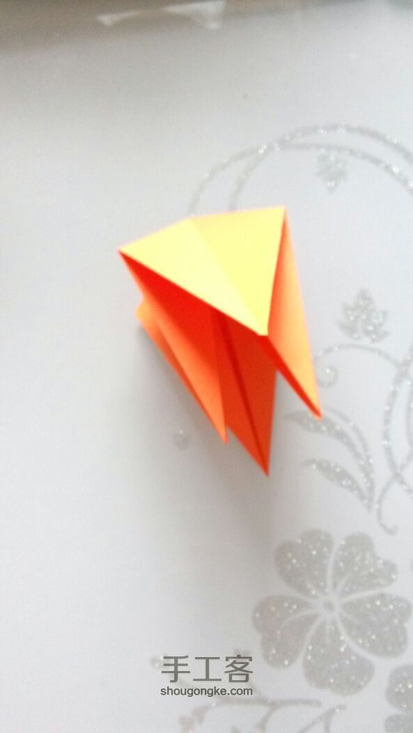 橙色千纸鹤折纸教程 第9步