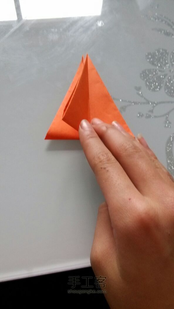 橙色千纸鹤折纸教程 第16步