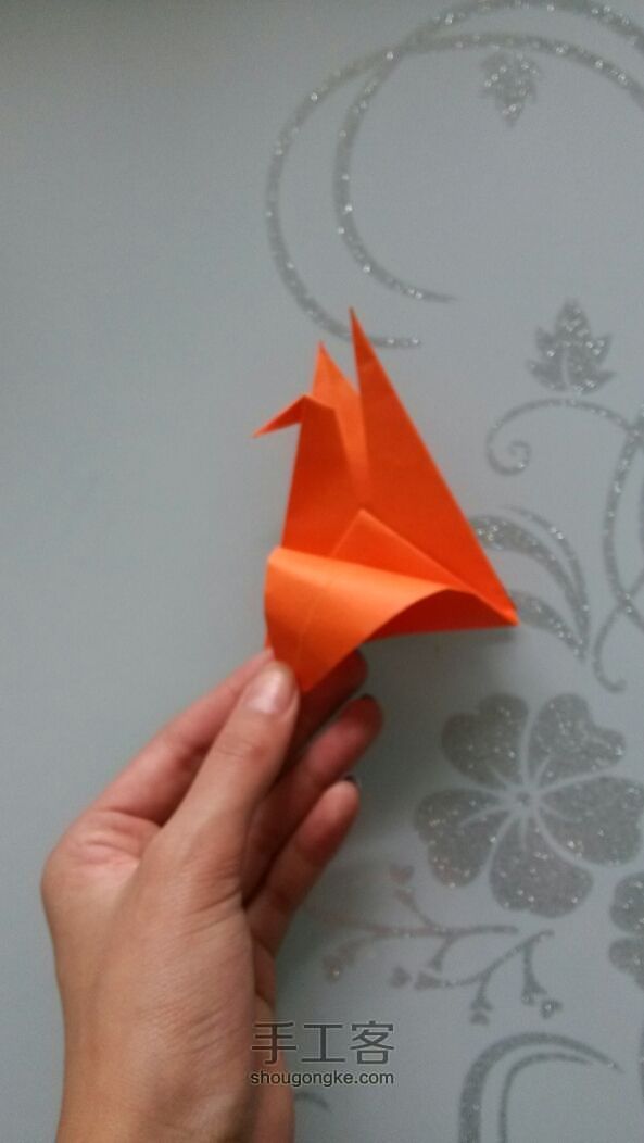 橙色千纸鹤折纸教程 第18步