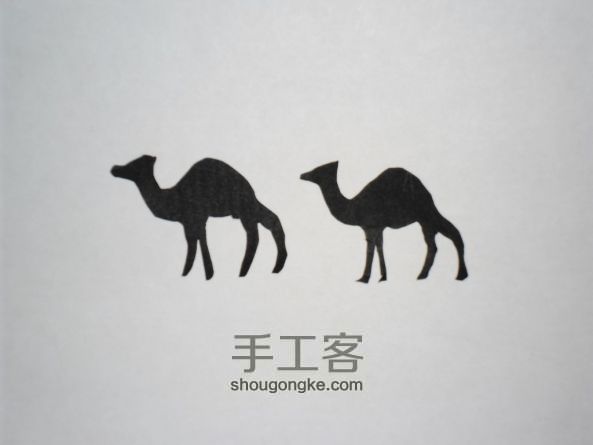 【圣诞贺卡】自制骆驼剪影卡片 第3步