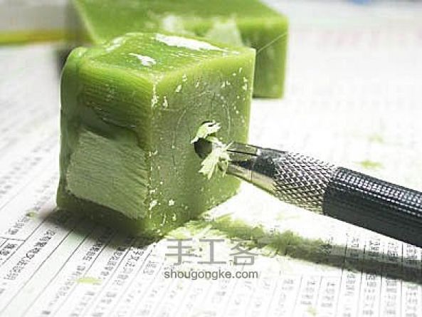 制作一只闪瞎眼的银戒指 第9步