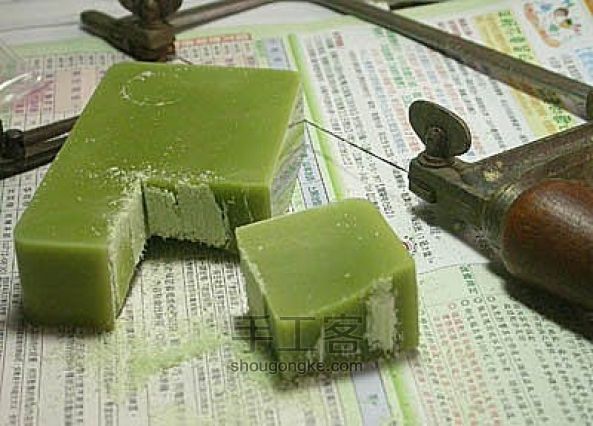 制作一只闪瞎眼的银戒指 第7步