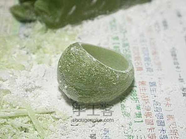 制作一只闪瞎眼的银戒指 第24步