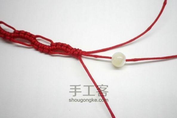 【编绳】中国结红手绳-在路上 第9步