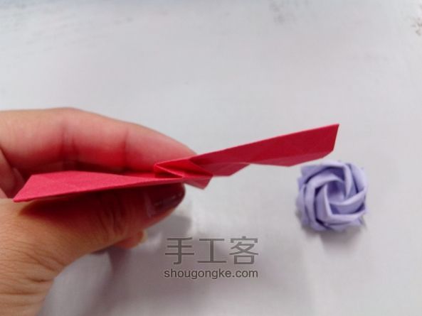 纸质玫瑰折纸教程 第14步