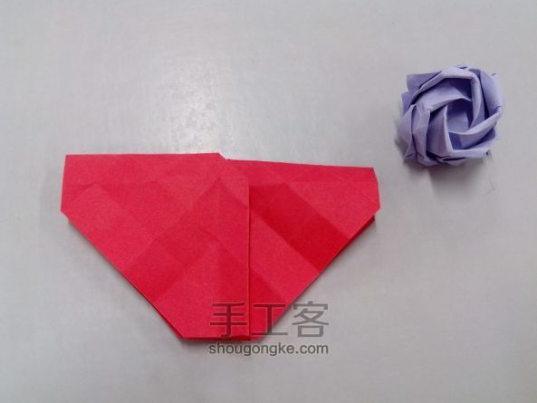 纸质玫瑰折纸教程 第15步