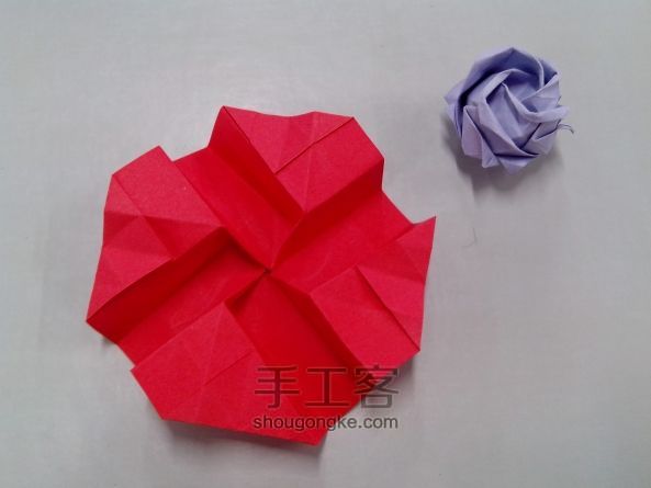 纸质玫瑰折纸教程 第21步
