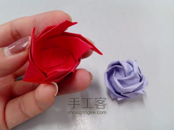 纸质玫瑰折纸教程 第32步