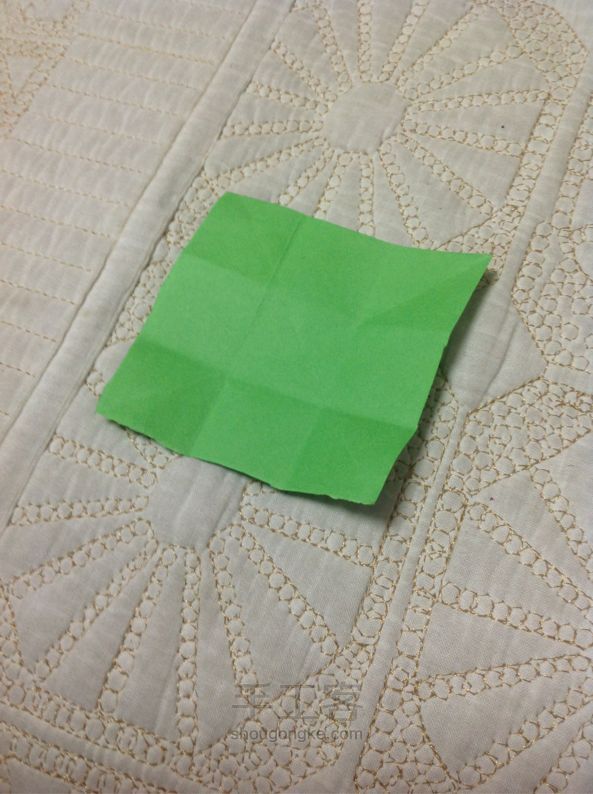魔法盒 折纸教程 第2步