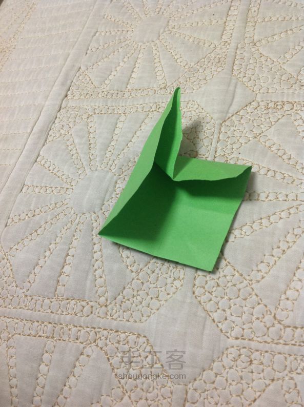 魔法盒 折纸教程 第4步