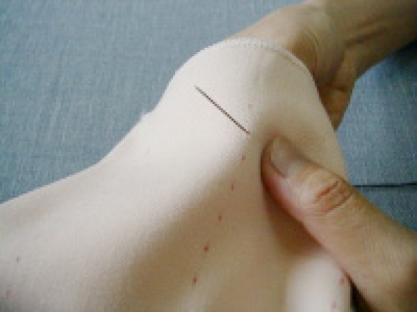 手缝之平针缝法,止缝法 第4步